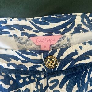 Lilly Pulitzer Blue/White Printed Short